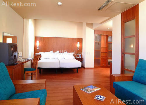 Tryp Palma 8
